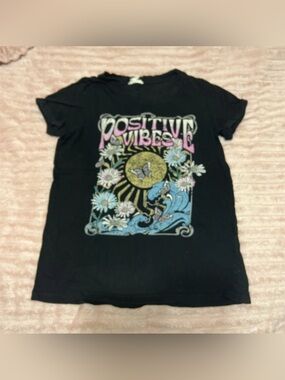 Positive Vibes Black Graphic Tee women’s size S